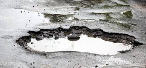 groapa in asfalt